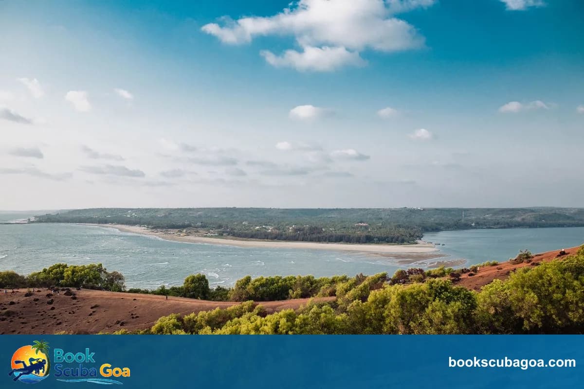 How to Book North Goa Tour (Sight Seeing) in Goa Without Overpaying — Local Tips