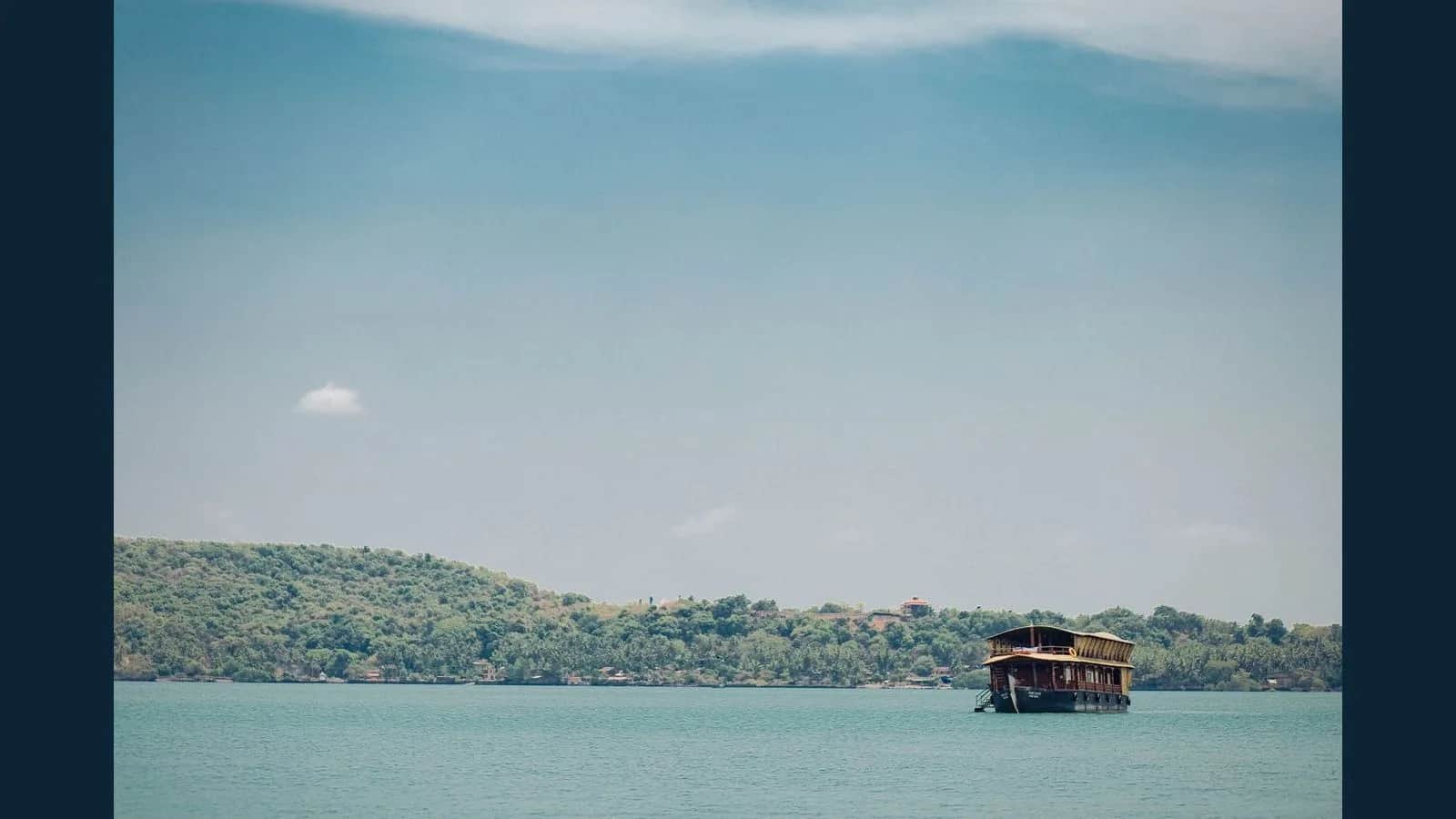 Dolphin Trip Package Prices in Goa - Experience Nature